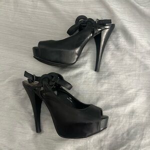 Levity 5.5 womens heels